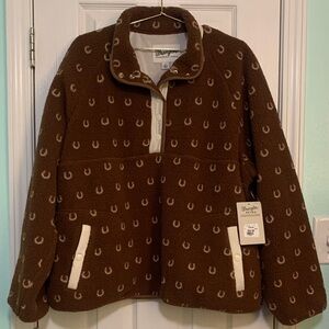 Wrangler Retro Brown Sherpa Pullover with Horseshoe print.  Size XL